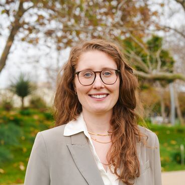 Aileen Reynolds Headshot