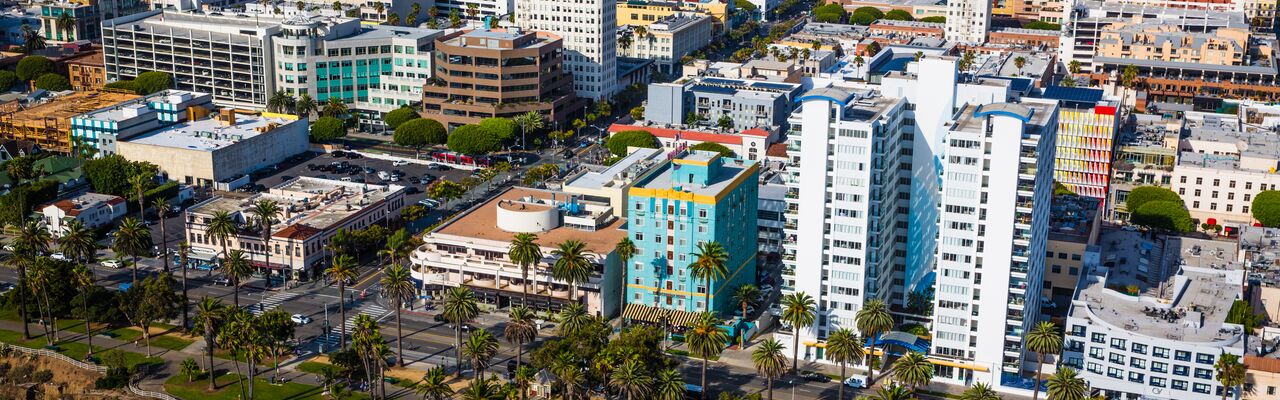 Downtown Santa Monica  dodgers clubhouse grand opening