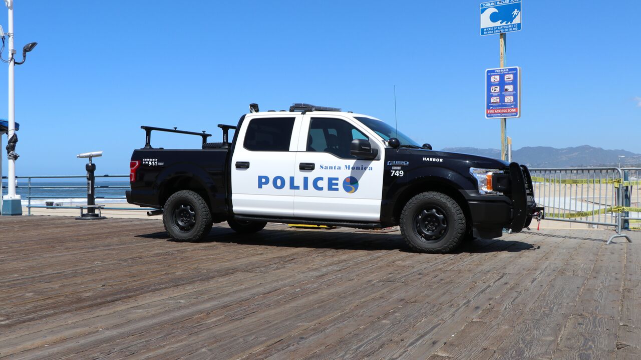 Police Harbor Guard Truck on the Santa Monica Pier Conducting  Drill_05-20-2020_3